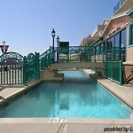 Howard Johnson Plaza By Wyndham Ocean City Oceanfront 