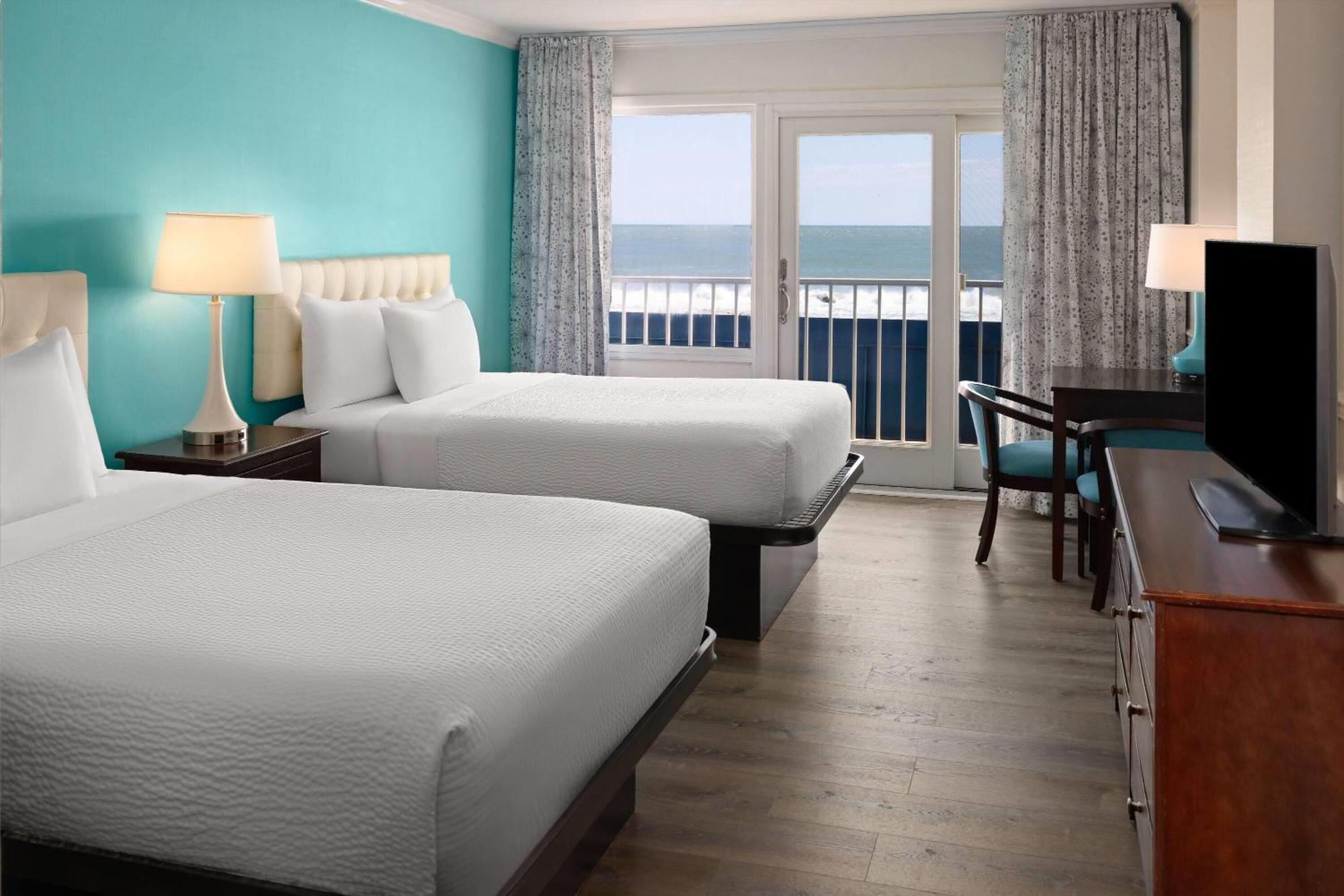 Howard Johnson Plaza By Wyndham Ocean Oceanfront