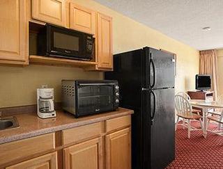 Howard Johnson Plaza By Wyndham Ocean Oceanfront Hotel Ocean City
