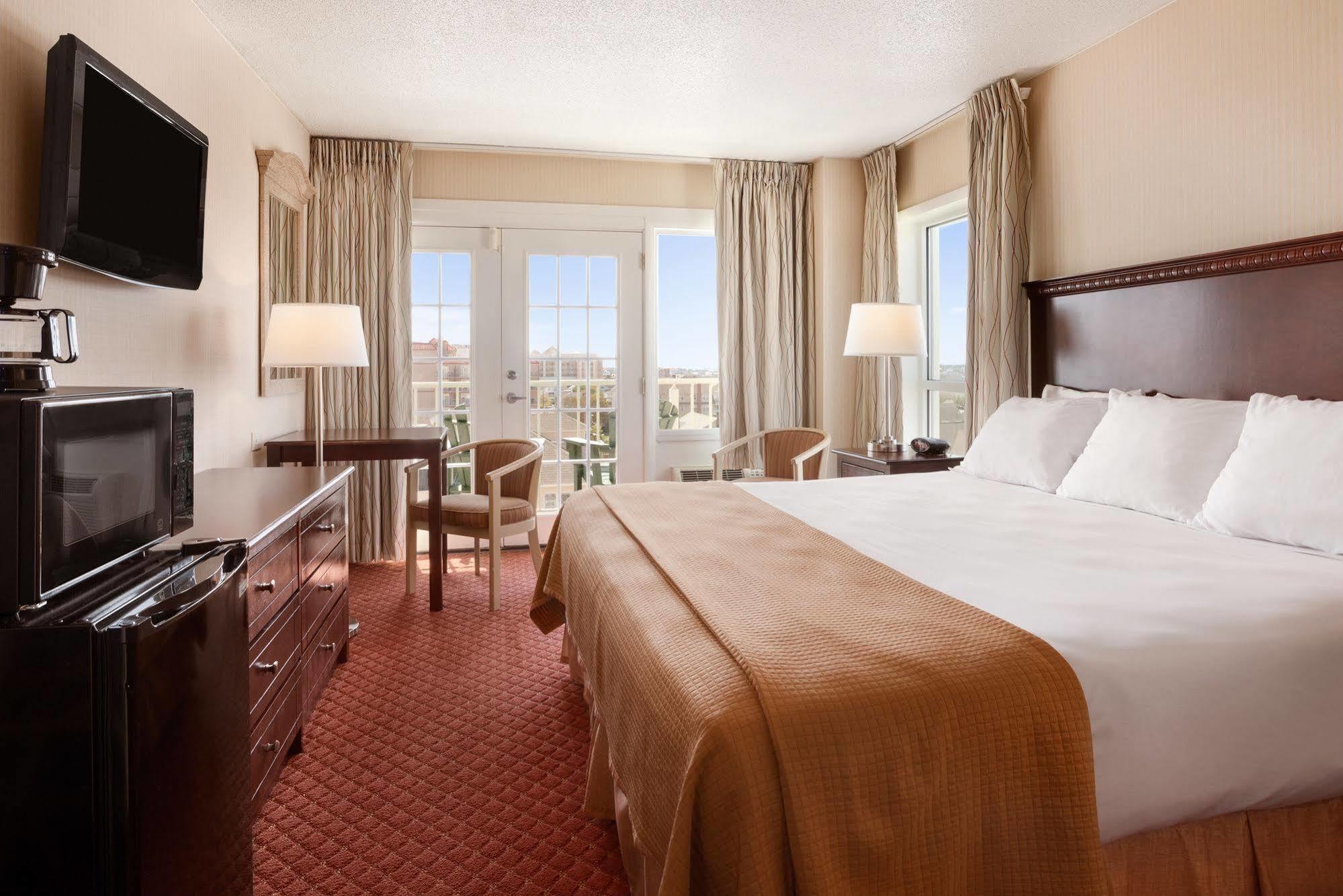 Hotel Howard Johnson Plaza By Wyndham Ocean Oceanfront Ocean City